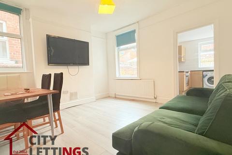 5 bedroom semi-detached house to rent, Lenton Nottingham NG7