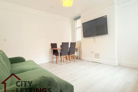 5 bedroom semi-detached house to rent, Lenton Nottingham NG7