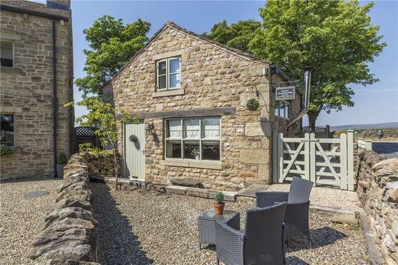 Pinfold Cottage Tosside Skipton Lancashire 2 Bed Detached House