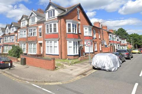 8 bedroom semi-detached house to rent, Bramley Road, West End, Leicester LE3