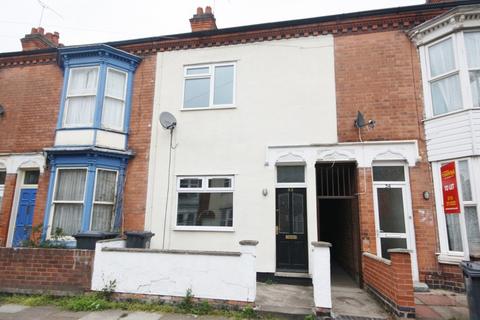 3 bedroom terraced house to rent, Norman Street, West End, Leicester LE3
