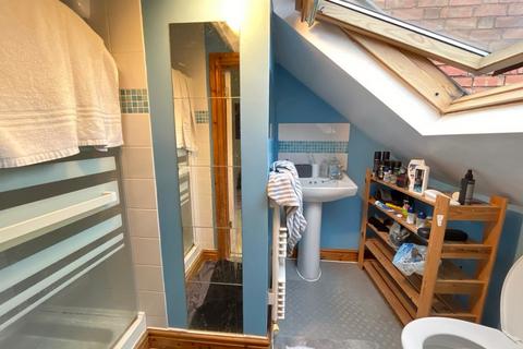 4 bedroom end of terrace house to rent, Stretton Road, West End, Leicester, LE3