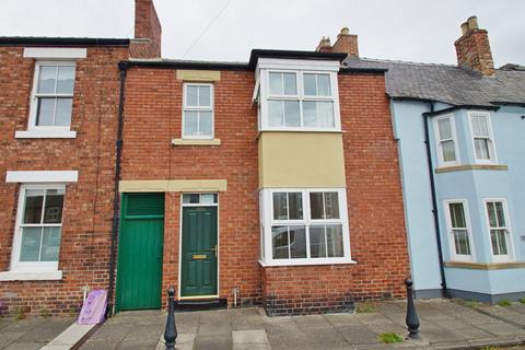 3 bedroom terraced house to rent, Gilesgate, Durham