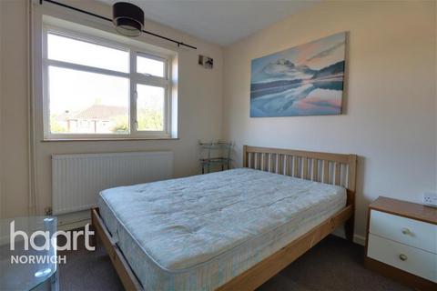 2 bedroom flat to rent, Ipswich Road, Norwich