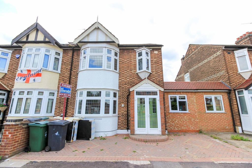 Richmond Avenue, E4 3 bed end of terrace house £699,995
