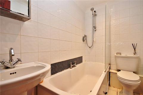 1 bedroom apartment to rent, Moor Lane, Staines-upon-Thames, Surrey, TW18