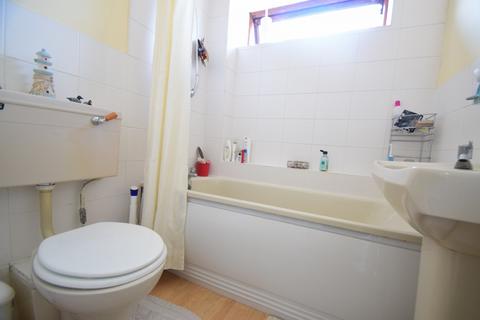 2 bedroom flat to rent, Wareham