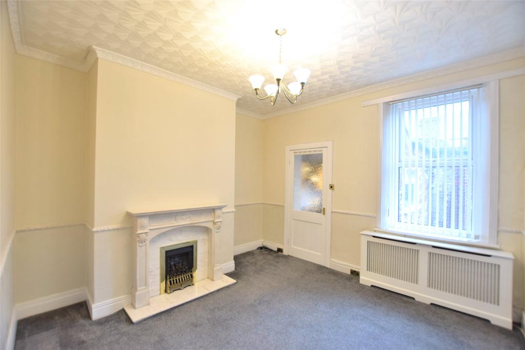 Shipcote Terrace, Gateshead, Tyne And... 3 bed apartment £725 pcm (£
