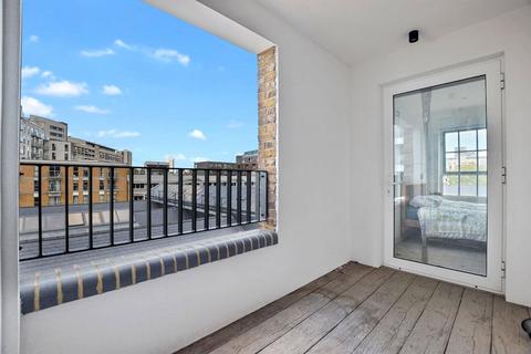 1 bedroom apartment to rent, 1 Clyde Square, London, E14