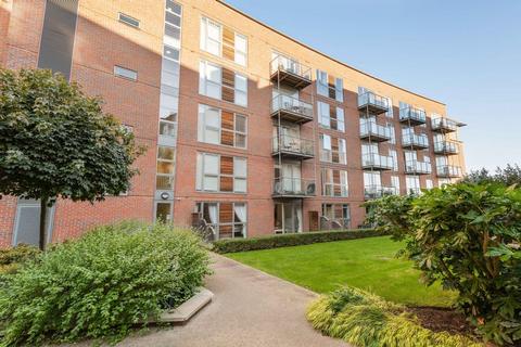 2 bedroom apartment to rent, The Heart, Walton-On-Thames