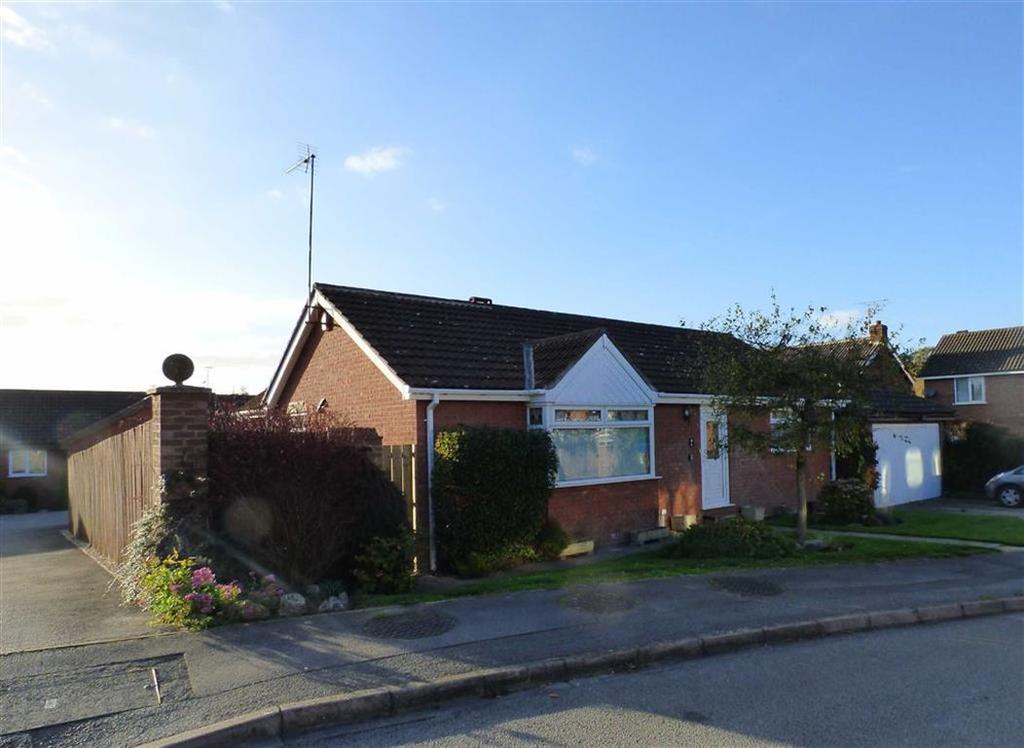 Highfields, South Cave 2 bed detached bungalow £225,000