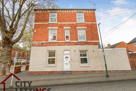 4 bedroom end of terrace house to rent, Radford Boulevard, Lenton