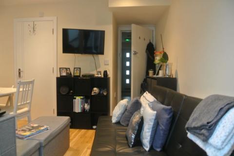 undefined, Chatsworth Avenue, Wembley, HA9