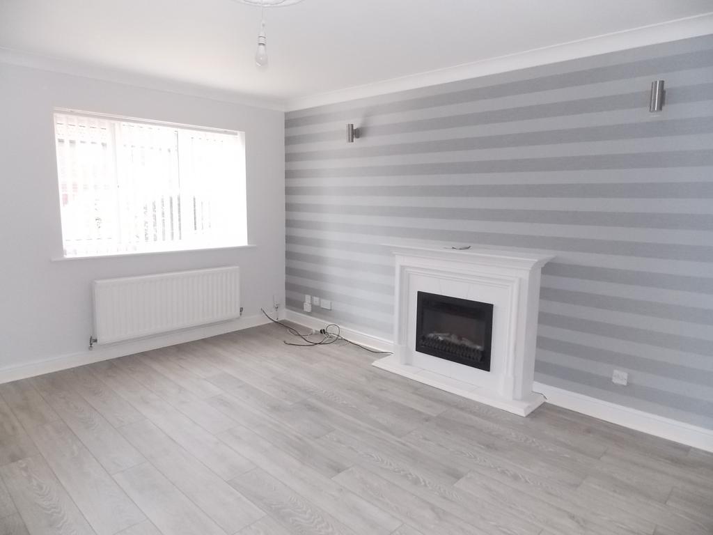 South Hill Road, Gateshead 4 bed detached house £750 pcm (£173 pw)