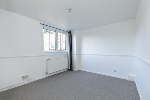 3 bedroom flat for sale, Moatfield, Christchurch Avenue, Brondesbury, NW6