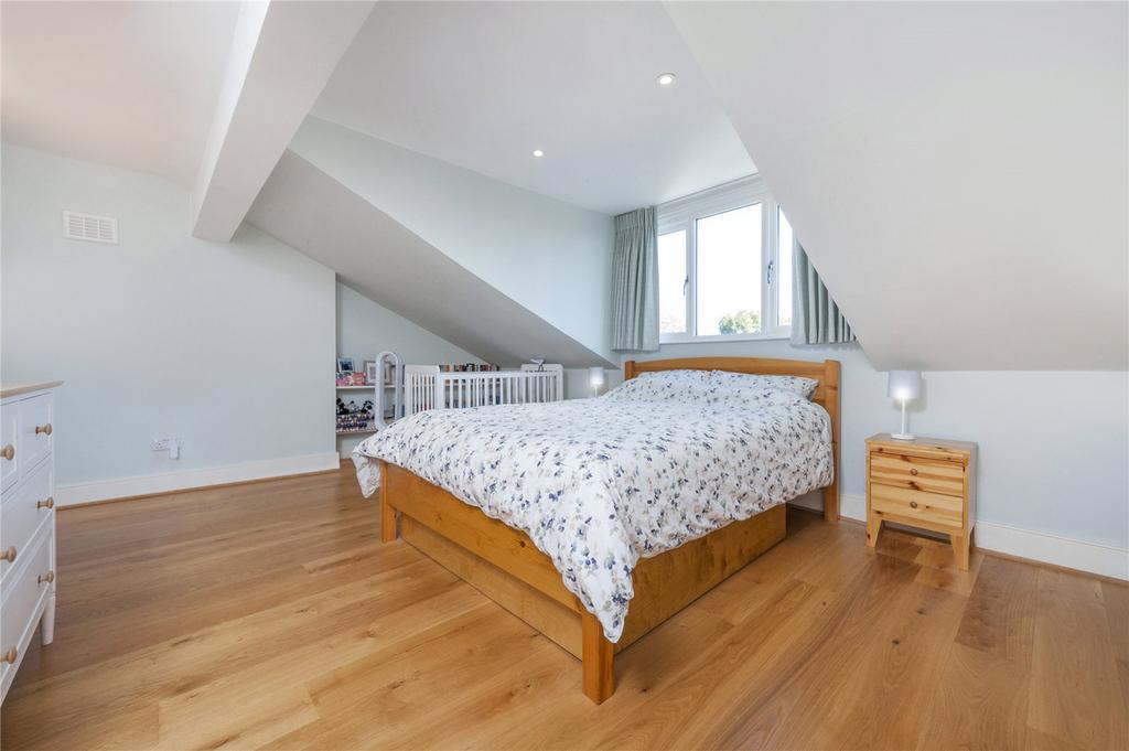 House in London - View 3