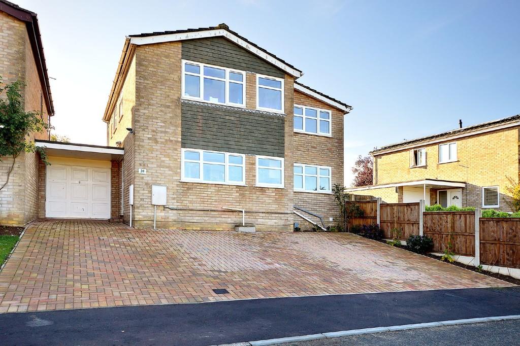 Amderley Drive, Eaton 5 bed detached house £375,000