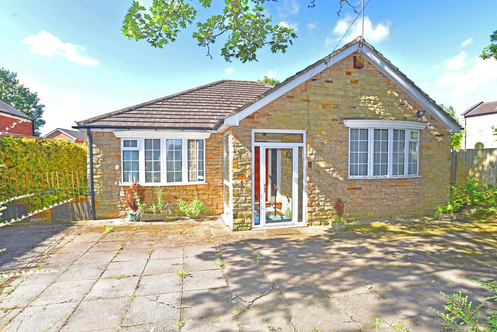 Wetherby Road, Harrogate 2 bed detached bungalow £325,000
