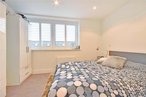 1 bedroom flat to rent, Blackburn Road, West Hampstead, NW6