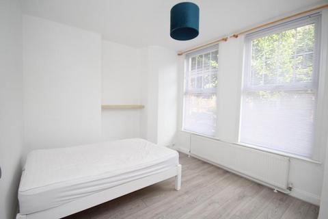 1 bedroom flat to rent, Forburg Road, Stoke Newington, London, N16 6HR