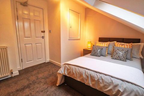 undefined, Wingrove Avenue, Newcastle Upon Tyne NE4