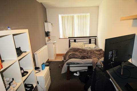6 bedroom detached house to rent, Valentia Road, Headington