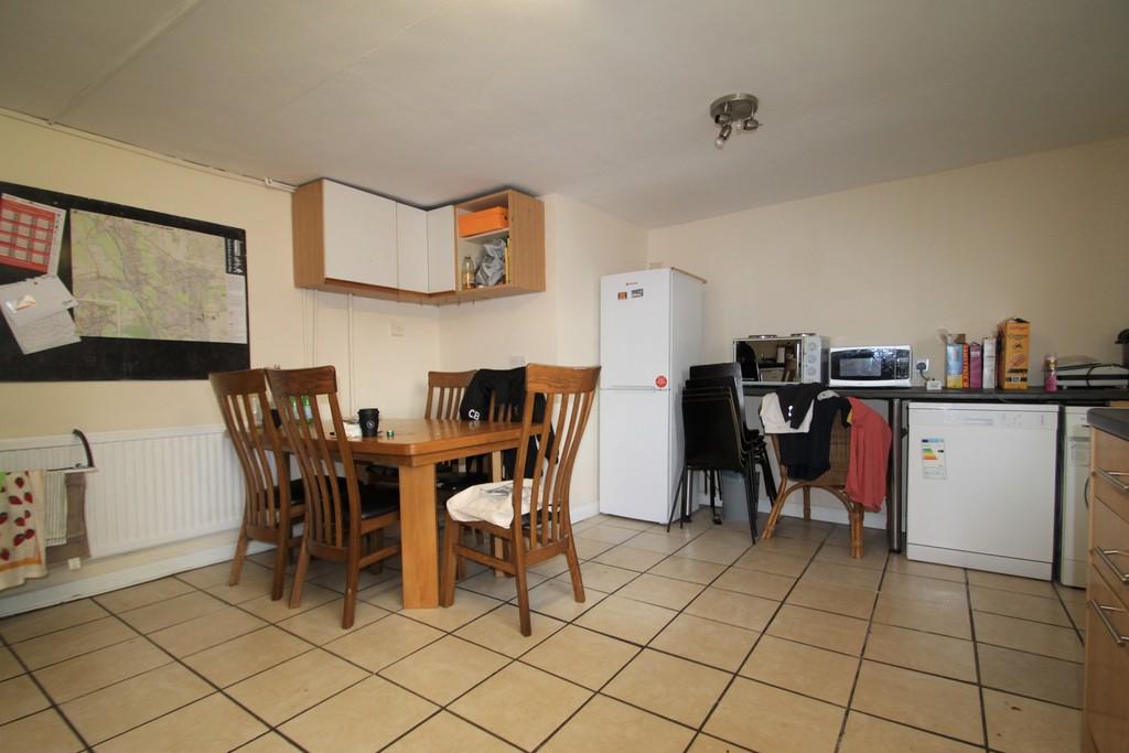 Kitchen- Angle 2