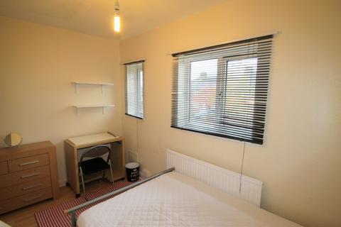 5 bedroom terraced house to rent, Valentia Road , Headington