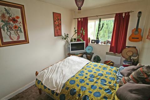 5 bedroom semi-detached house to rent, Old Road, Headington