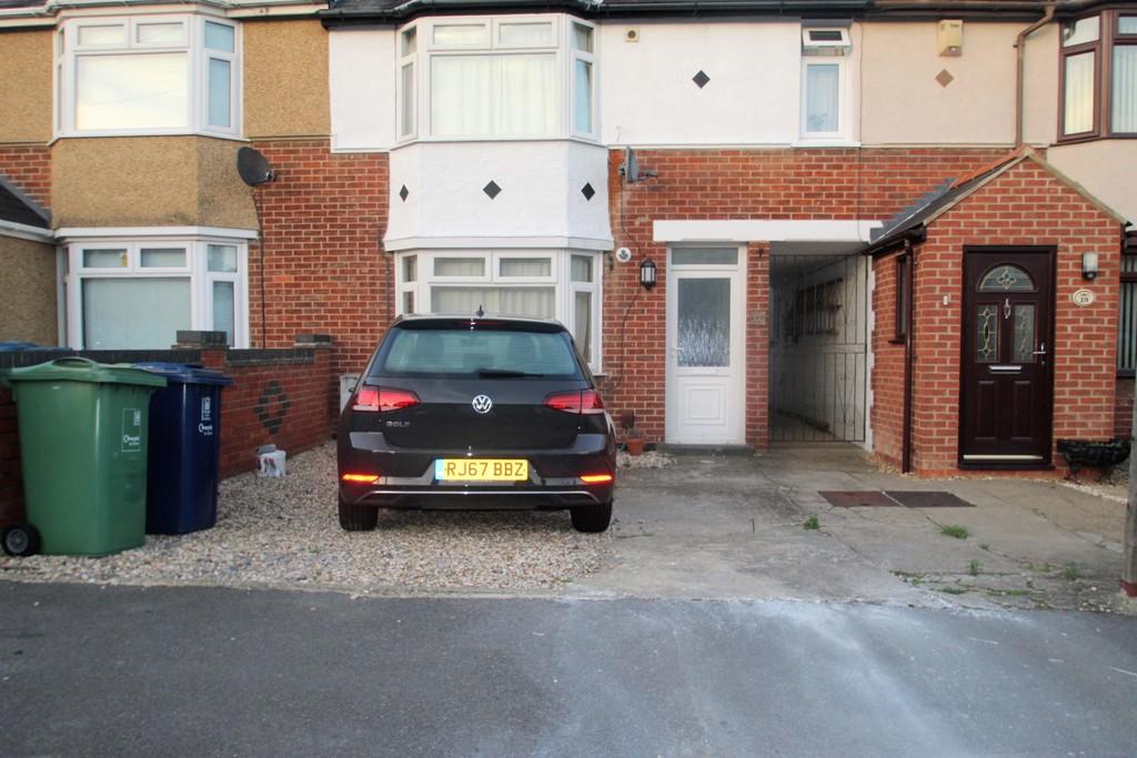 Boswell Road, Oxford 4 bed semidetached house £2,200 pcm (£508 pw)