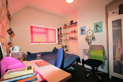 undefined, Morris Crescent, Cowley