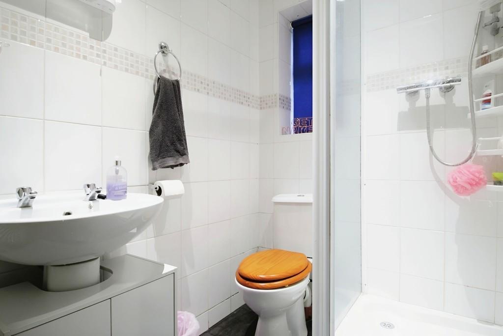 House in Oxford, Gipsy Lane Estate, Headington - View 5