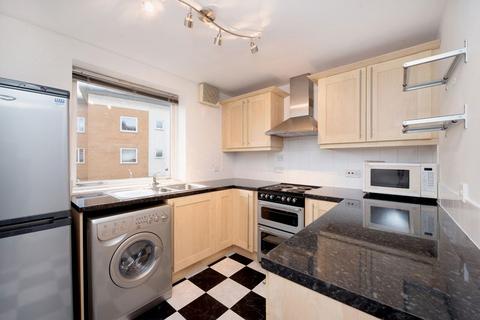 1 bedroom apartment to rent, Felixstowe Court, Galleons Lock, E16
