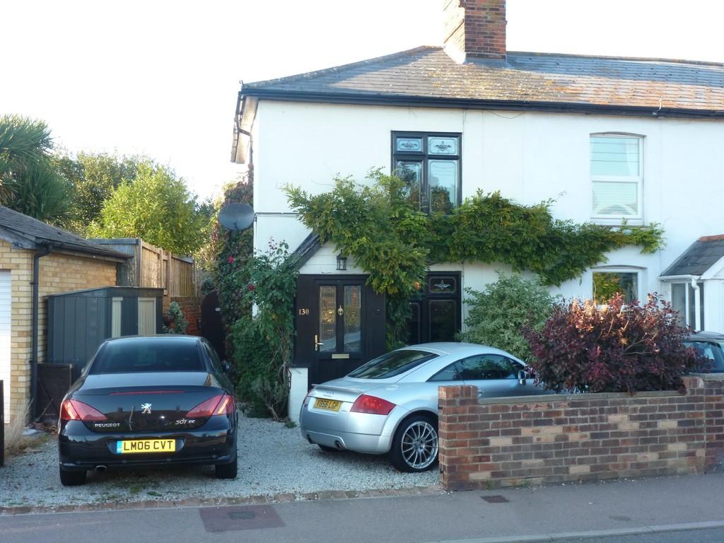 Mill Road, Maldon 2 bed end of terrace house £285,000