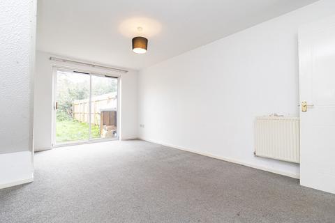 2 bedroom terraced house to rent, Heol Draenen Wen, Culverhouse Cross