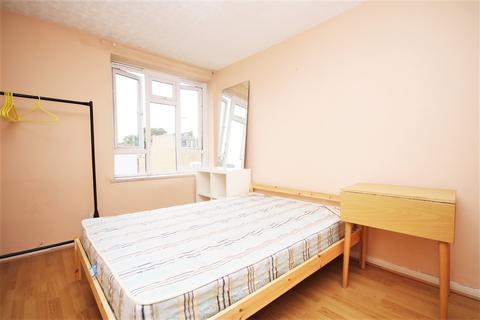 2 bedroom flat to rent - Newington Green Road, London, N1