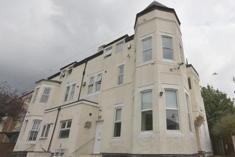 4 bedroom flat to rent, Raleigh Street, Arboretum