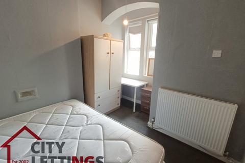 4 bedroom flat to rent, Raleigh Street, Arboretum