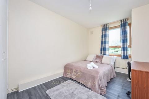 3 bedroom flat to rent, College Place NW1