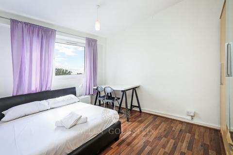 3 bedroom flat to rent, Fairfield, Arlington Road NW1