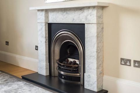 3 bedroom apartment to rent, Manor Place, West End, Edinburgh