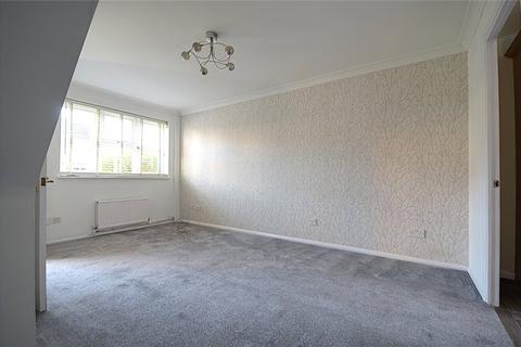 2 bedroom terraced house to rent, Smallfield, Surrey, RH6