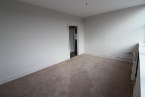 1 bedroom apartment to rent, Quarry Hill Road