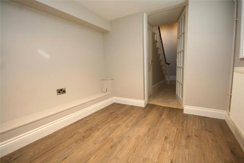 3 bedroom apartment to rent - Royal Parade Mews, Rotunda Terrace, Montpellier Street, Cheltenham, GL50