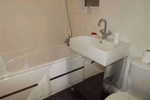 2 bedroom flat to rent, Beech Court, Marlow SL7