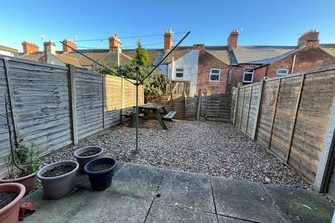 3 bedroom terraced house to rent, Latimer Street, West End, Leicester, LE3