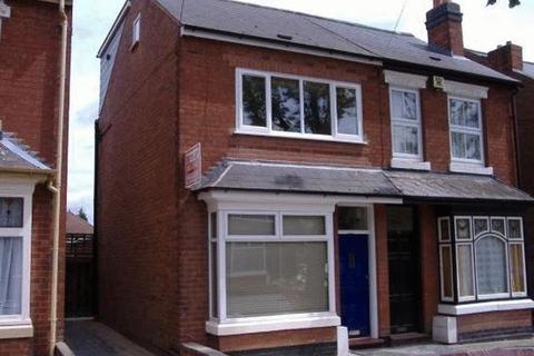 6 bedroom semi-detached house to rent - Gristhorpe Road, Selly Oak, Birmingham, B29 7SN