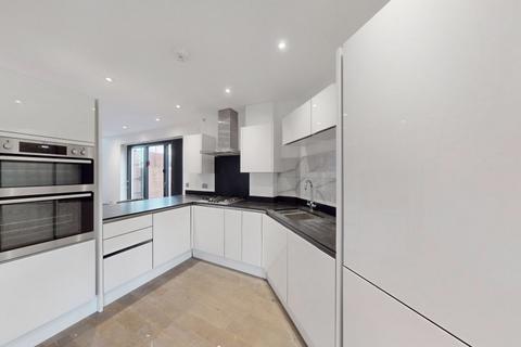 2 bedroom semi-detached house to rent, NW2