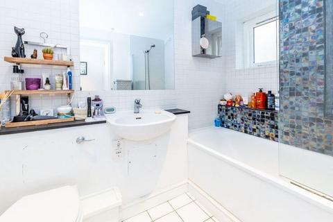 1 bedroom flat to rent, N19
