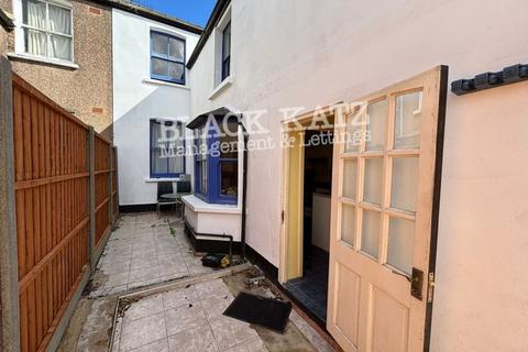 undefined, SE8